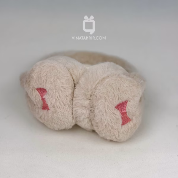 گوشگیر زمستانی طرح پاپیون: اکسسوری فانتزی و گرم